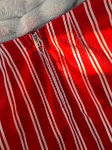 forever 21 Red White Striped Mini Skirt with pocke