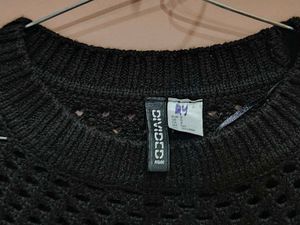 Chic Black Crochet Knit Sweater