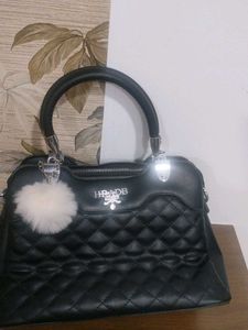 Chic Quilted Handbag