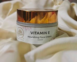 Wildflower Vitamin E Nourishing Face Cream