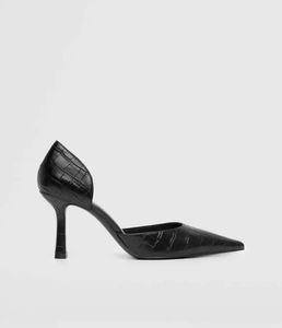 MANGO Croc Textured Pumps
