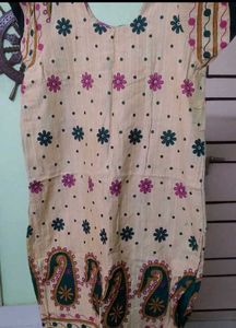 Floral Print Kurti with lining