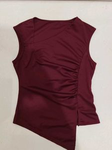 Chic Asymmetrical Ruched Top