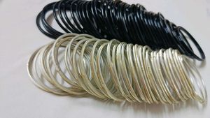 4 dargen Black &amp; Silver Bangles
