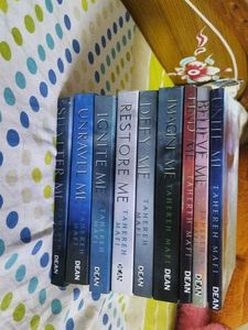 Shatter Me Series all Books