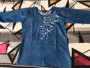 Denim short  n beautiful sobar olive Kurti