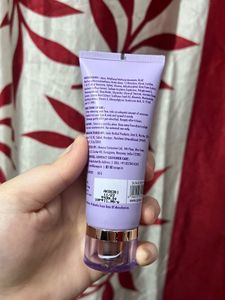 Ayuga Saffron Sunscreen