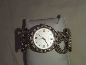 Sparkling Silver Fashion Watch