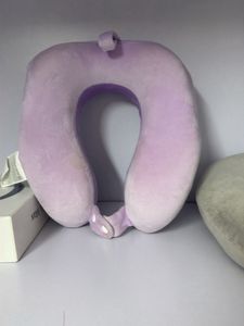 neck pillow for travelling