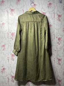 Elegant Olive Green Button-Down Dress