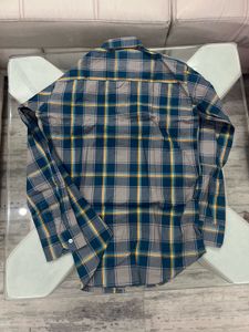 MENS BRANDED SHIRT M SIZE