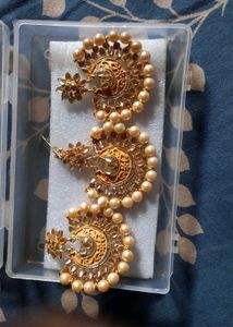 Elegant Gold-Tone Pearl Earrings
