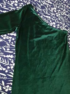 Elegant One-Shoulder Velvet Dress