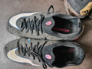 adidas Pradoitor nike mercurial