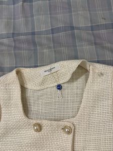 Creame colour top