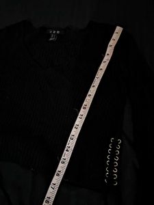 in coins Y2k Black Ribbed Lace-Up Crop Top