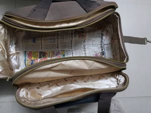 Strong Trolly Bag With Miner Flaws