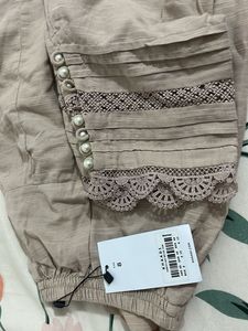 It’s new I reselling the dress