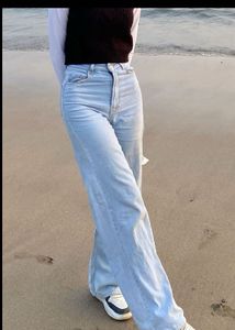 Light Wash Wide Leg Jeans