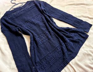 🎁Navy Blue Crocheted Sweater R