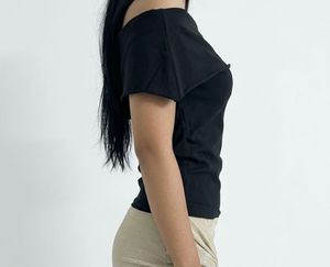 Off-shoulder Top