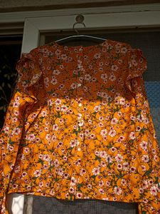Park Avenue Women Top