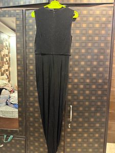 Forever NewV-neck Sheath Dress with Asymmetrical H