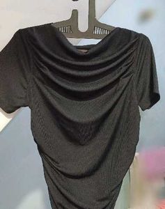 Chic Ruched Black Top