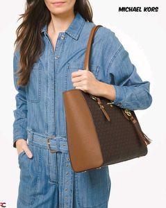 MICHAEL KORS* *SULLIVAN SIGNATURE CANVAS LARGE LOG