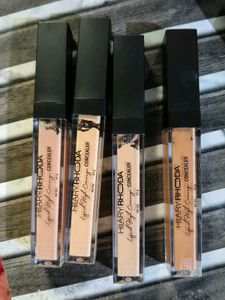 HILARY RHODA Concealer Set
