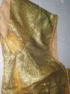 brand new 😻 Shiny Gold Blouse