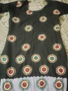 Embroidered Kurta Top