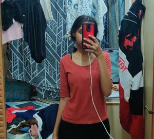 Red 3/4 Sleeve Top