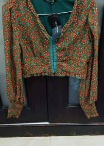 Floral Print Button-Up Crop Top