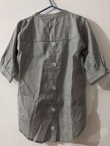 Striped Kurta with Floral Embellishments