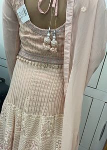 Ethnic Dress With Dupatta And Lucknowi Pattern