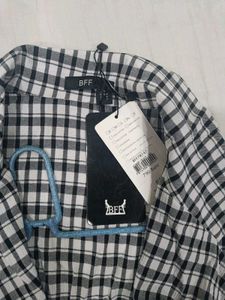 Chic Vintage Gingham Romper with beltand pocketsss