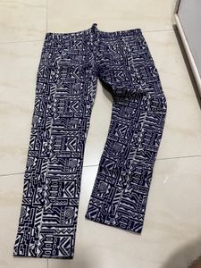 💙 Navy & White Printed Flared Pants