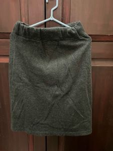 Gray Knit Skirt