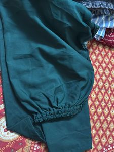 Elegant Emerald Green Velvet Gown