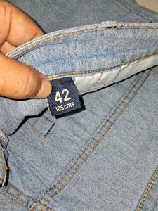 Light Wash Denim Jeans