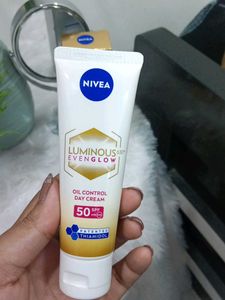 Nivea Luminous EvenGlow Day Cream SPF 50