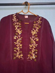 Elegant Embroidered Kurta