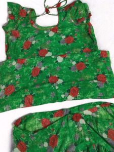 Green Rose Print Kurta Set (kurta+ Salwar Pant)