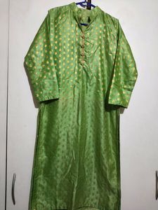 Banarasi Silk Kurti With Dupatta.. Limited Offer Hurry Up..