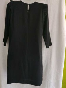H&amp;M Chic Black Ruffle Dress