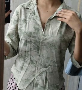 Stylish Tie-Dye Button-Up Shirt