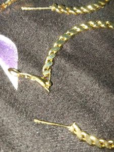 Gold Twist Hoop Earrings