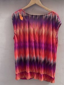 V-Neck Twisted Front Top