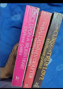 caraval trilogy by  Stephanie Garbe